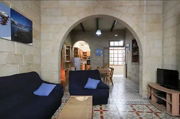 Peacehaven 8 2* Sliema