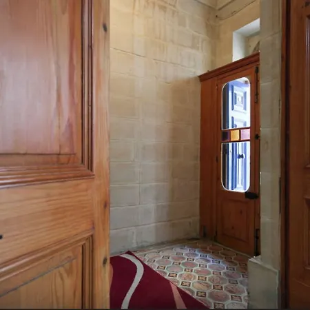 מלון Peacehaven 8 -